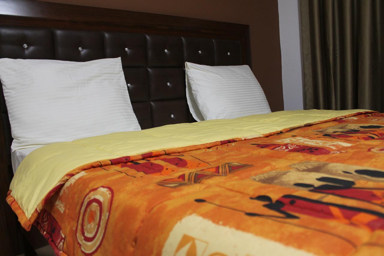 Wakola Hotel Cheikh Anta Dakar Exteriör bild