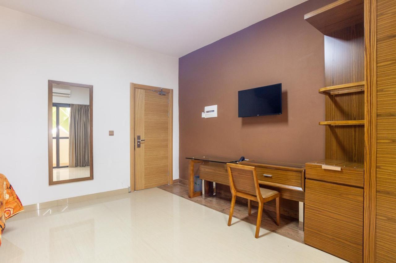 Wakola Hotel Cheikh Anta Dakar Exteriör bild