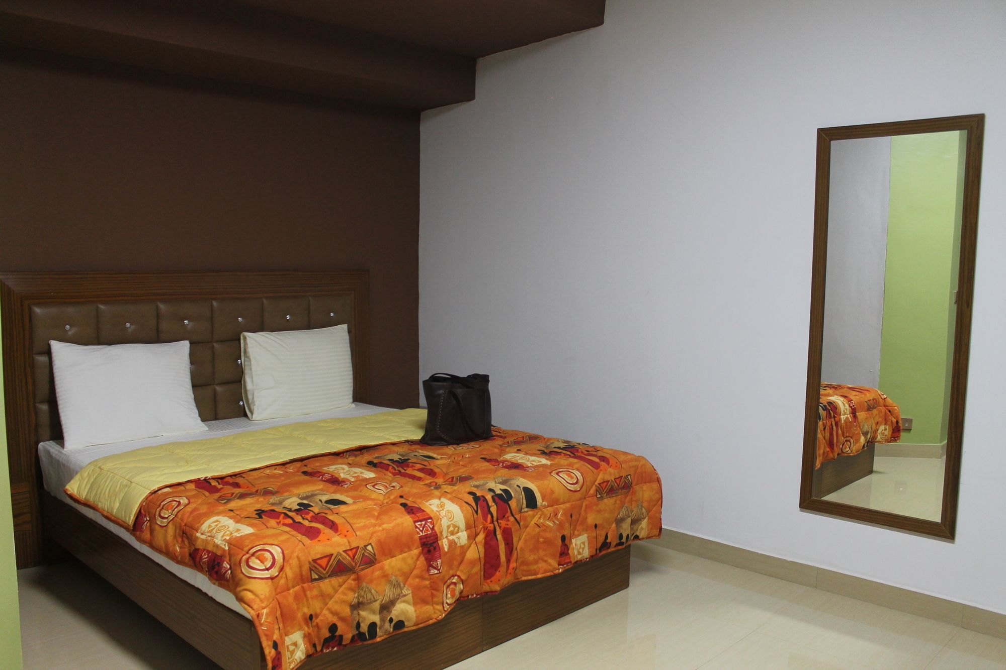 Wakola Hotel Cheikh Anta Dakar Exteriör bild